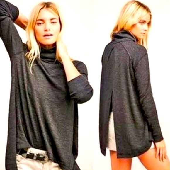 Free People Beach.   LTOP411 - Picture 1 of 4